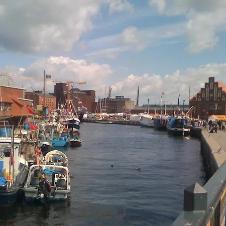 Cramons Kunst Designapartment Am Schwerin Mvp * Cramonshagen